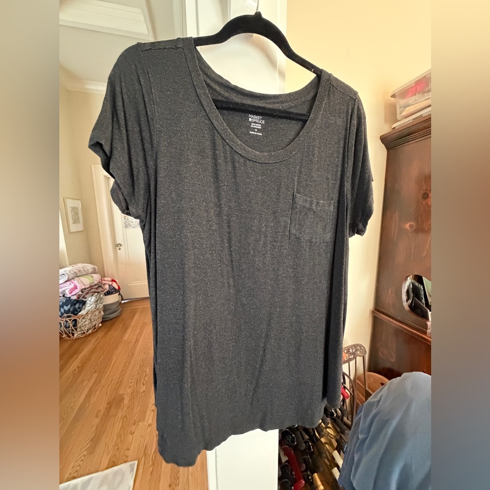 Market & Spruce Charcoal Tee